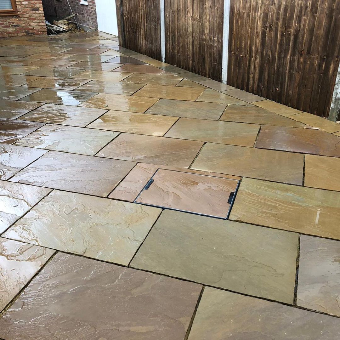 Rippon Buff Sandstone Paving Slabs 900x600 22mm