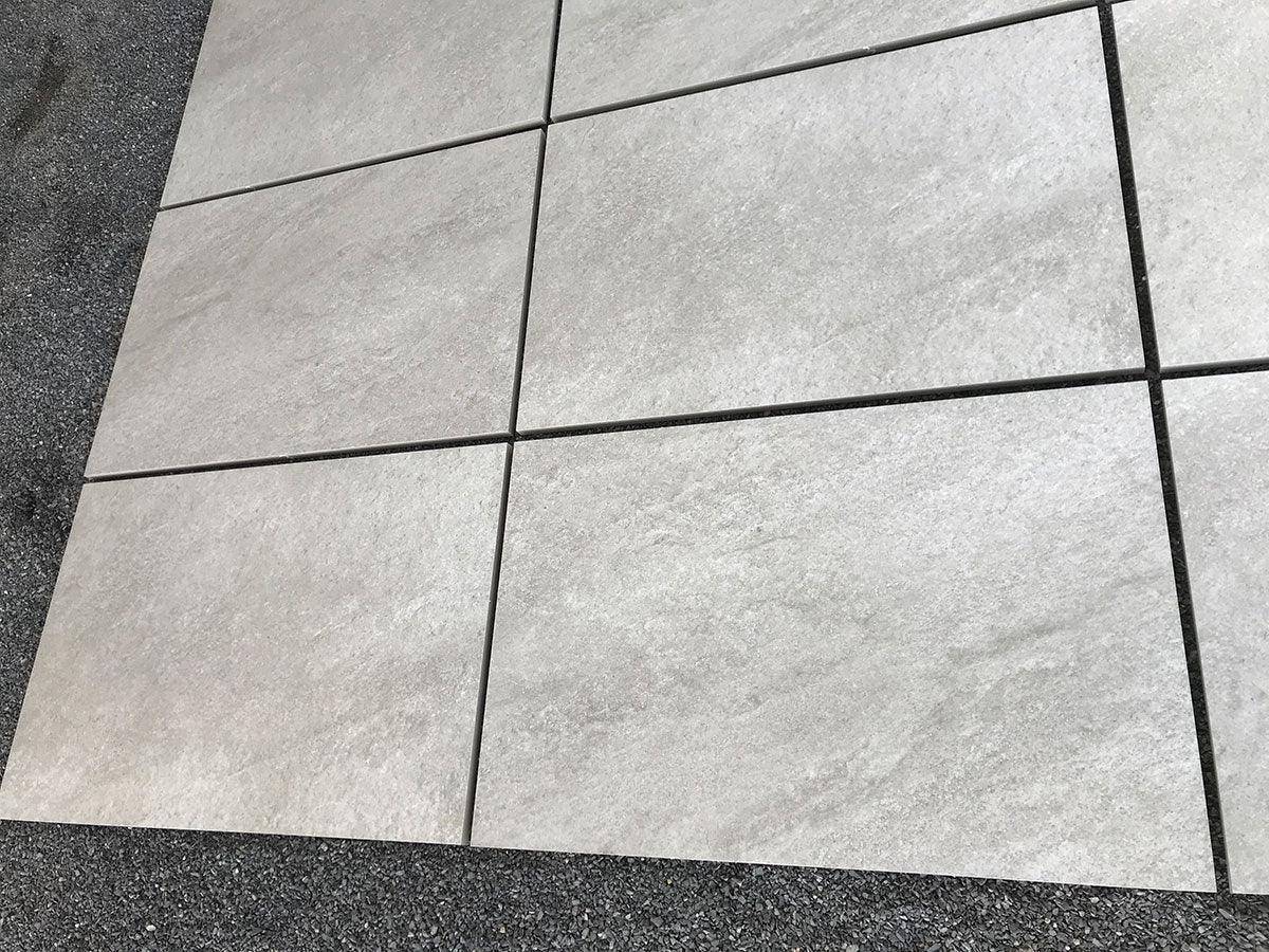 UNIVERSAL GREY PORCELAIN