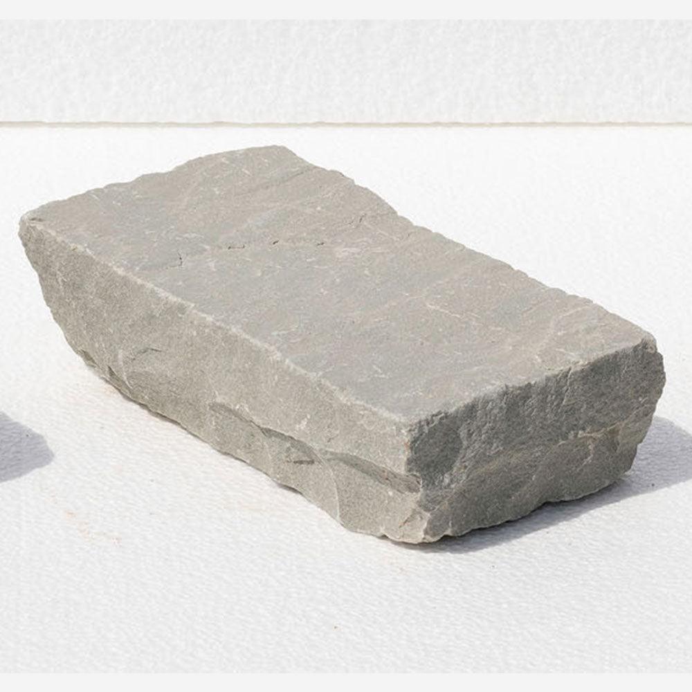 BLACK LIMESTONE COBBLES