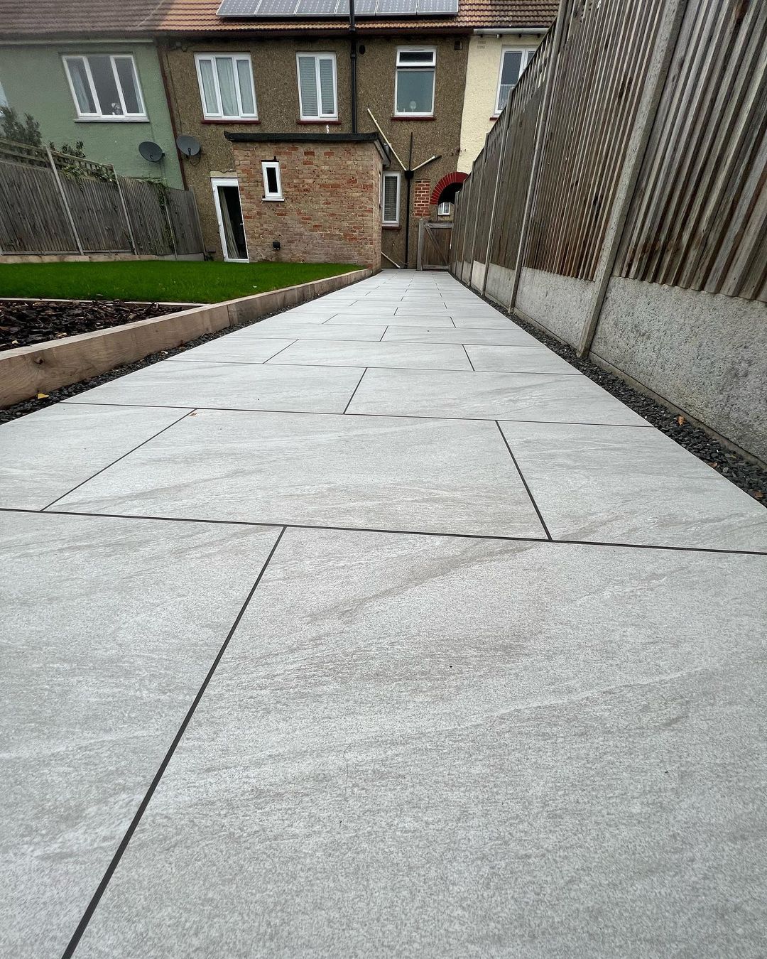 County Light Grey Outdoor Porcelain Paving Tiles - 900x600 - 22sqm - 20mm
