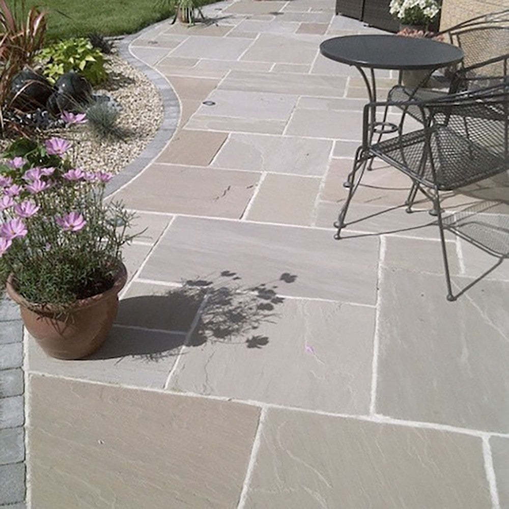 Raj Green Indian Sandstone Paving Slabs - Tumbled - Patio Pack - 22mm - Weathered Paving
