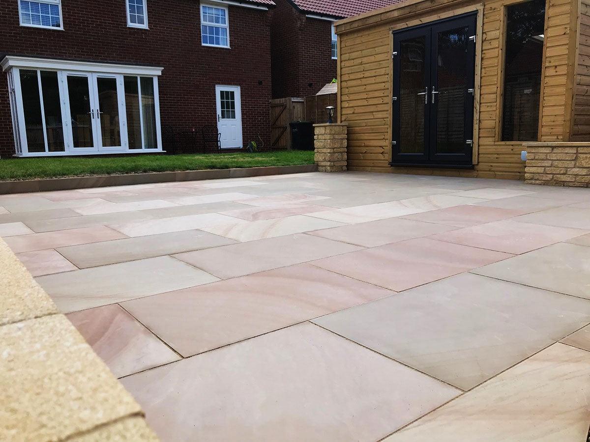 Rippon Buff Indian Sandstone Paving Slabs - Sawn & Honed - 900x600 - 20mm - Smooth Paving - UniversalPaving