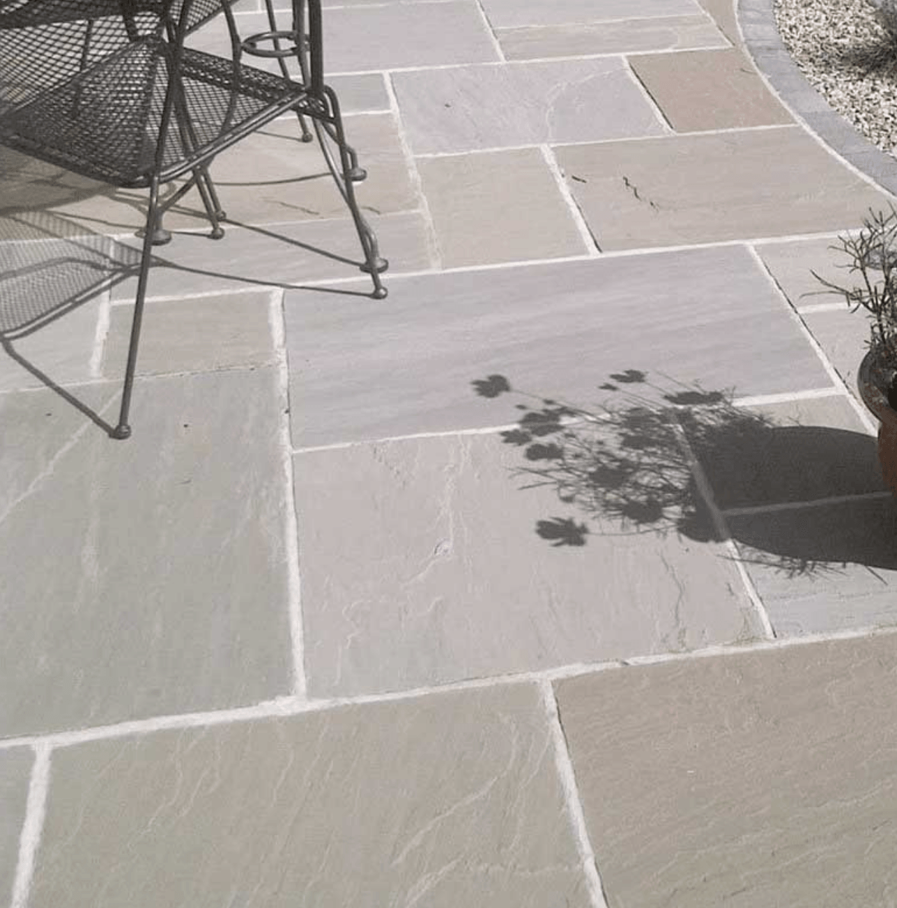 Raj Green Indian Sandstone Paving Slabs - Tumbled - Patio Pack - 22mm - Aged Paving - UniversalPaving