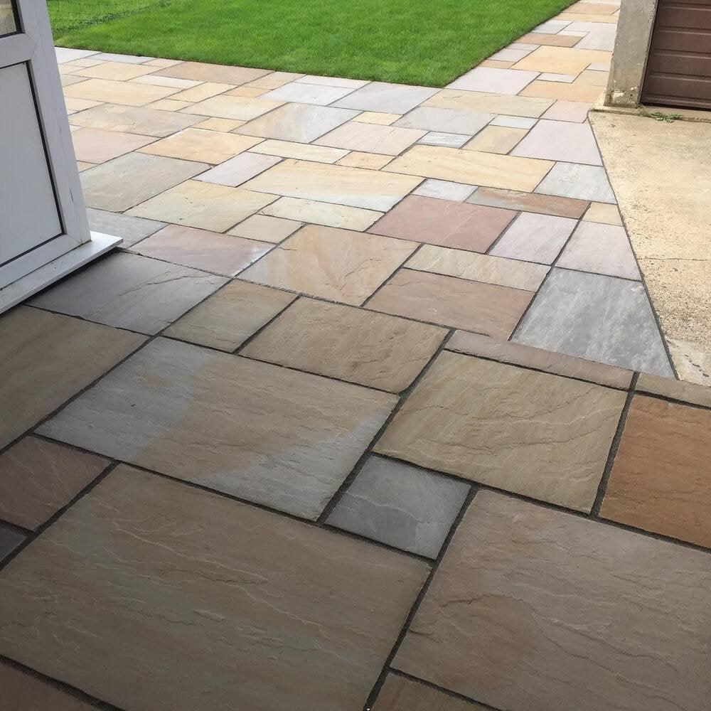 Raj Blend Indian Sandstone Paving Slabs - Riven - Patio Pack - 22mm - UniversalPaving