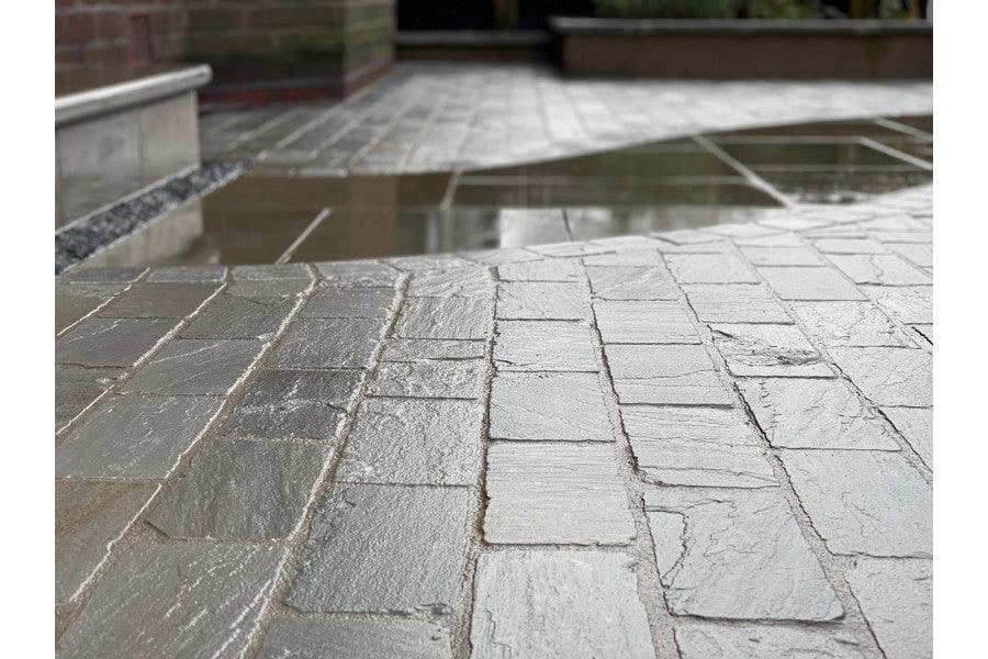 Kandla Grey Cobbles - Handcut - 10x10 cm - 40-50 mm - 800 Pcs - 9sqm - UniversalPaving